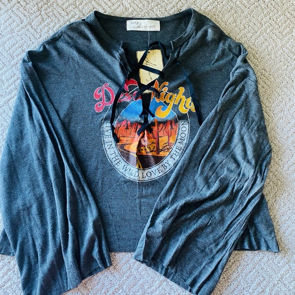 Vintage Havana bell sleeve lace up desert nights top - Picture 5 of 8